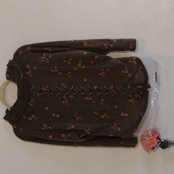 🌺 Floral lace up back cowl neck Pullover over Waffle knit Fabric Size S - Picture 6 of 13